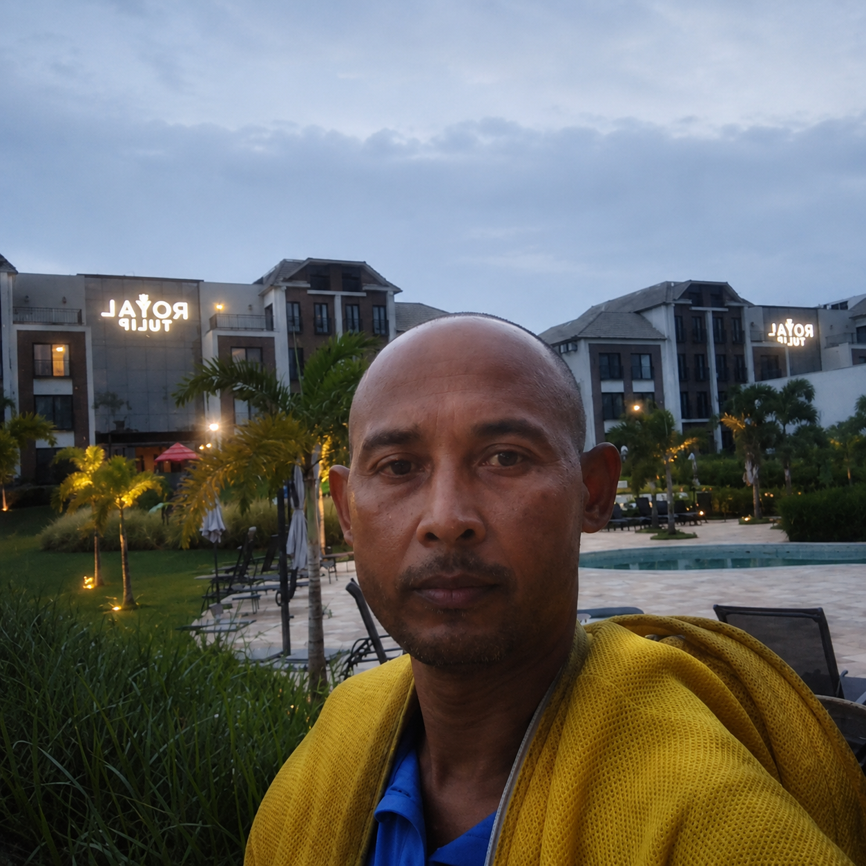 Edimar Alves Pereira, apicultor e fundador do Apiário Rainha Nova
